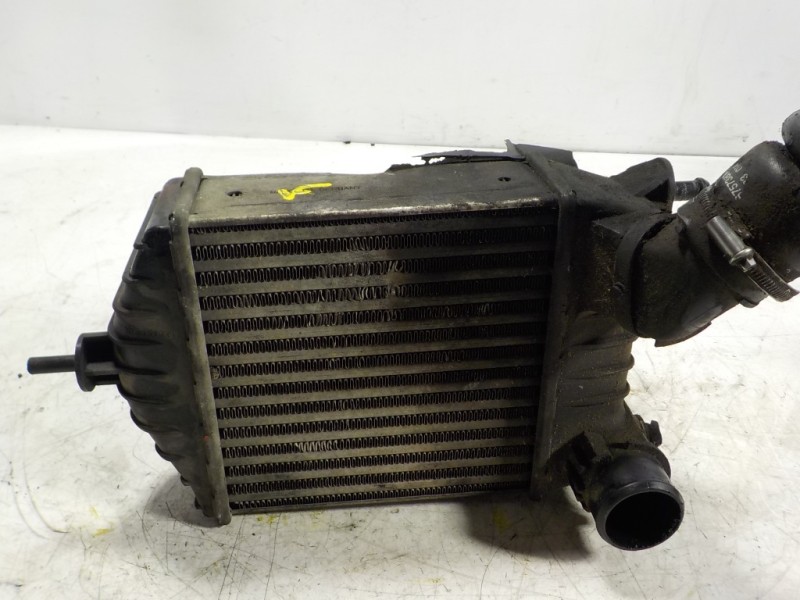 Recambio de intercooler para fiat punto berlina (188) 1.9 jtd cat referencia OEM IAM   