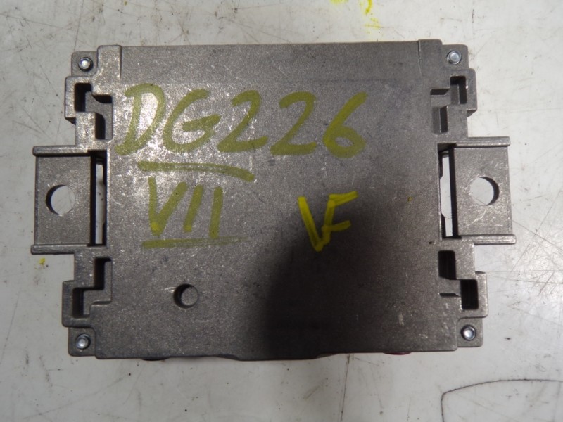 Recambio de modulo electronico para skoda octavia combi (5e5) l&k referencia OEM IAM 3Q0035466A 4H0035456 