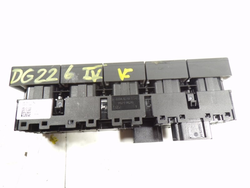 Recambio de modulo electronico para skoda octavia combi (5e5) l&k referencia OEM IAM 5E1927132MWHS 5E1927132M 