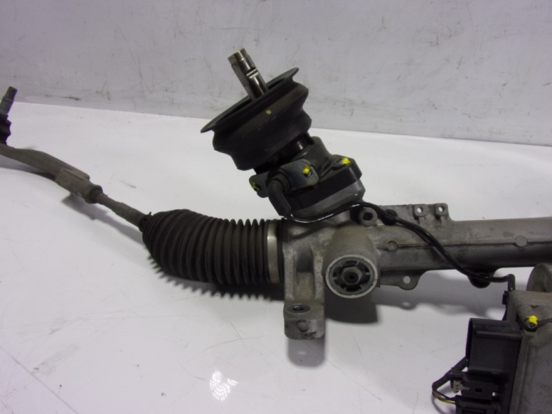 Recambio de cremallera direccion para infiniti q30 1.6 16v cat referencia OEM IAM 49001HW20A 6700003558A 