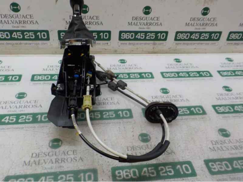Recambio de palanca cambio para opel insignia berlina 2.0 16v cdti referencia OEM IAM 55563829  