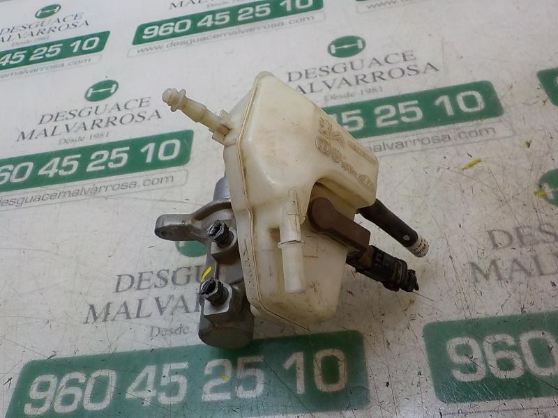 Recambio de bomba freno para peugeot 308 business line referencia OEM IAM 1610017880  