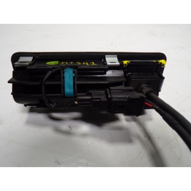 Recambio de maneta porton para kia sportage 1.6 cat referencia OEM IAM 99240D9000 99240D9000 