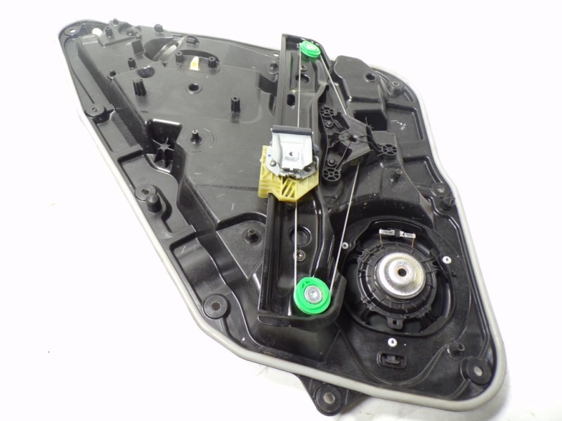 Recambio de elevalunas trasero derecho para infiniti q30 1.6 16v cat referencia OEM IAM 827205DM0A A165B210351 