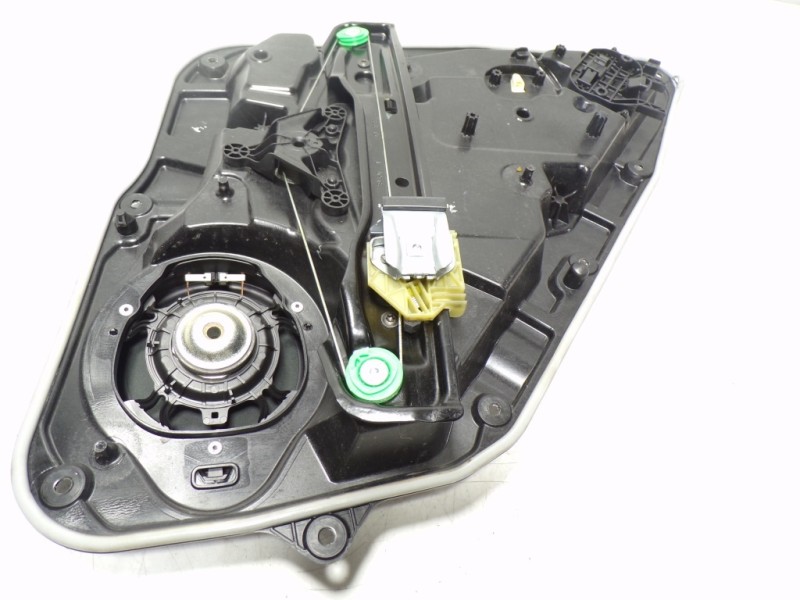 Recambio de elevalunas trasero izquierdo para infiniti q30 1.6 16v cat referencia OEM IAM 827215DM0A A165B210351 