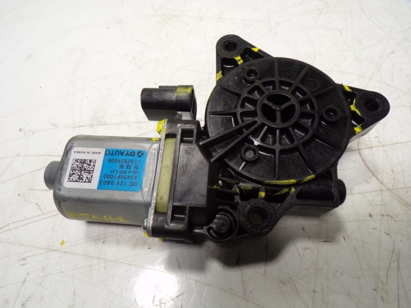 Recambio de motor elevalunas trasero izquierdo para kia sportage 1.6 cat referencia OEM IAM 83450F1000 83450F1000 1100924806