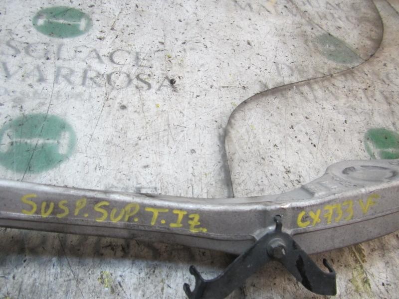 Recambio de brazo suspension superior trasero izquierdo para nissan qashqai (j10) tekna referencia OEM IAM 55121JD000  