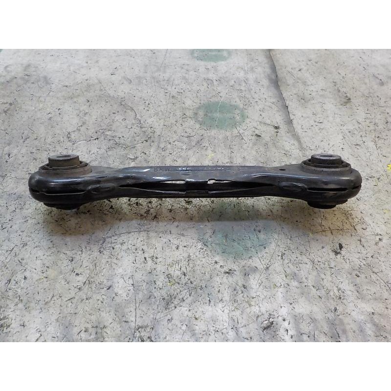 Recambio de brazo suspension superior trasero izquierdo para bmw serie 3 berlina (e90) 320d referencia OEM IAM 33322406289  