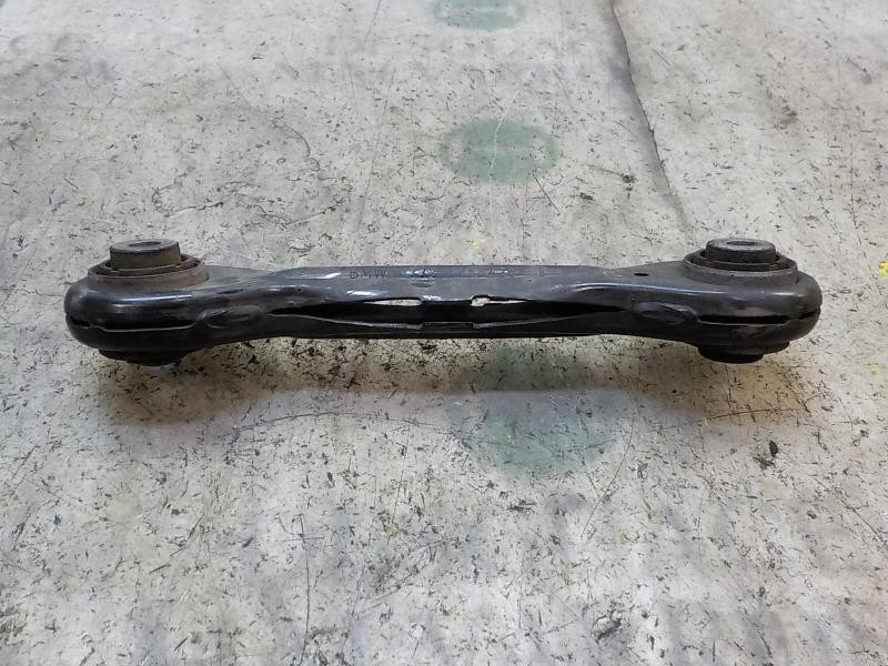 Recambio de brazo suspension superior trasero izquierdo para bmw serie 3 berlina (e90) 320d referencia OEM IAM 33322406289  