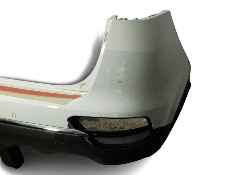 Recambio de paragolpes trasero para kia sportage 1.6 cat referencia OEM IAM 86640F1500  