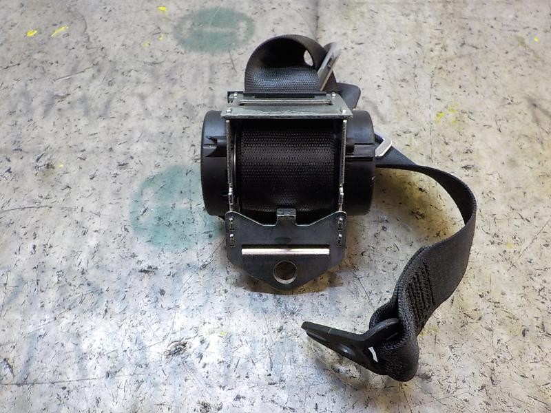 Recambio de cinturon seguridad trasero central para bmw serie 3 berlina (e90) 320d referencia OEM IAM 72119138234  