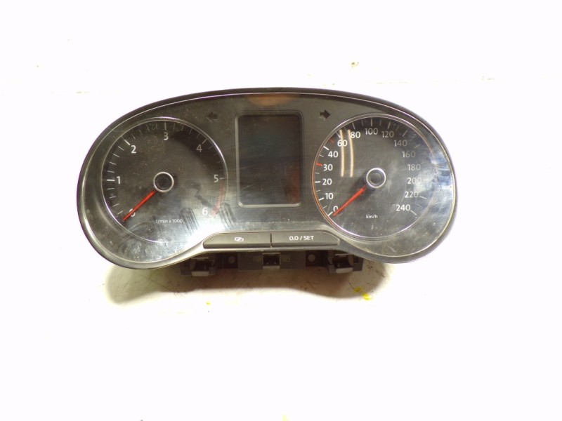 Recambio de cuadro instrumentos para volkswagen polo (6r1) 1.6 tdi dpf referencia OEM IAM 6R0920861FX 6R0920861F 