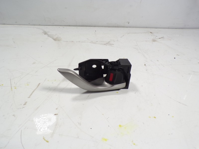 Recambio de maneta interior trasera derecha para mazda cx-3 2.0 16v cat referencia OEM IAM   
