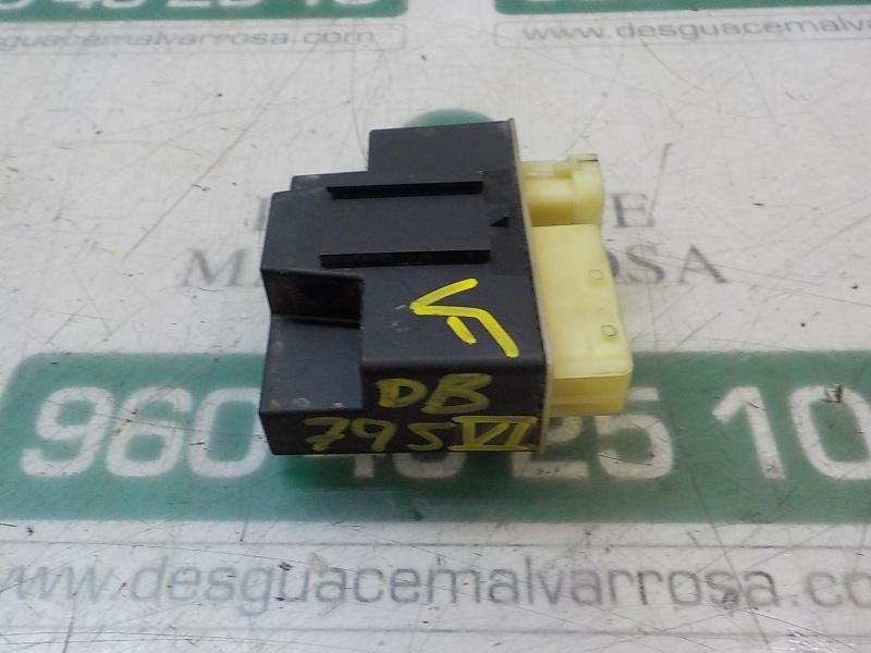 Recambio de caja precalentamiento para peugeot 308 business line referencia OEM IAM 6500EJ 9662570880 