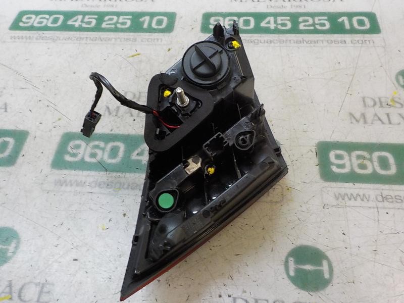 Recambio de piloto trasero derecho interior para peugeot 308 business line referencia OEM IAM 9677818280 9677818280 81260201