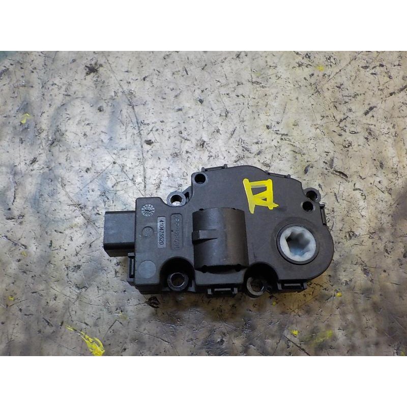 Recambio de motor apertura trampillas climatizador para bmw serie 3 berlina (e90) 320d referencia OEM IAM 64119321034  