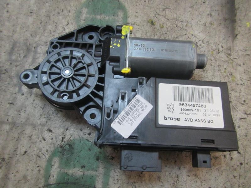 Recambio de motor elevalunas delantero derecho para peugeot 307 (s1) xs referencia OEM IAM   
