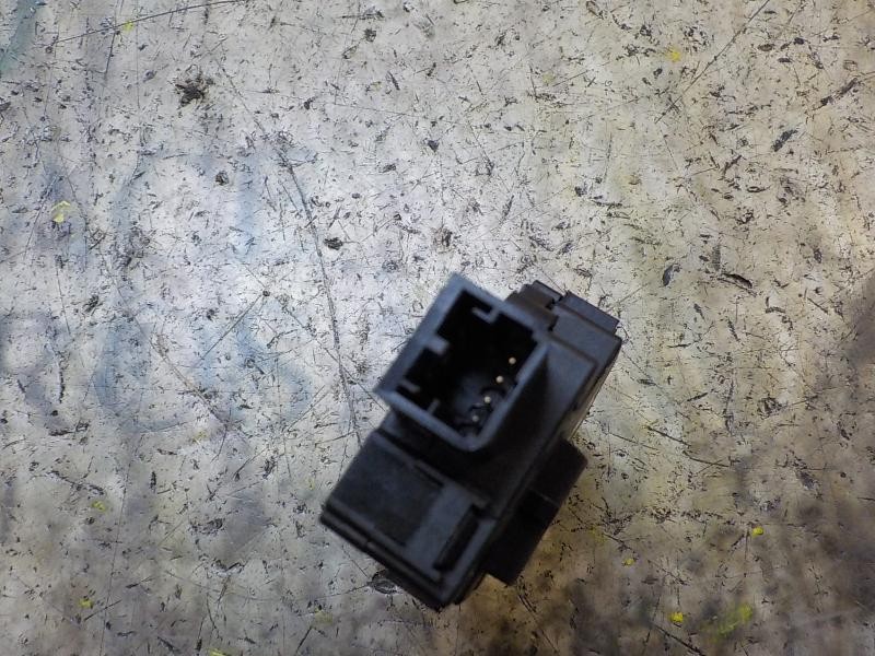 Recambio de motor apertura trampillas climatizador para bmw serie 3 berlina (e90) 320d referencia OEM IAM 64119321034  