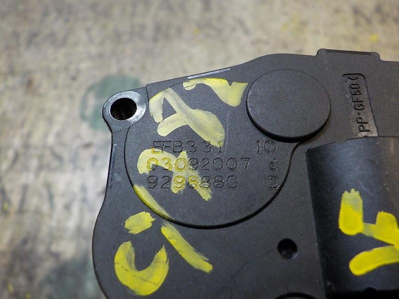 Recambio de motor apertura trampillas climatizador para bmw serie 3 berlina (e90) 320d referencia OEM IAM 64119321034  