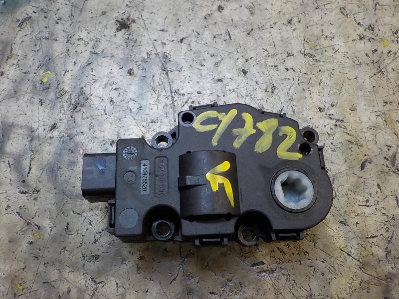 Recambio de motor apertura trampillas climatizador para bmw serie 3 berlina (e90) 320d referencia OEM IAM 64119321034  