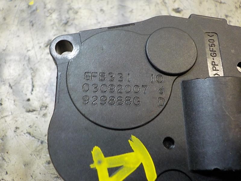 Recambio de motor apertura trampillas climatizador para bmw serie 3 berlina (e90) 320d referencia OEM IAM 64119321034  