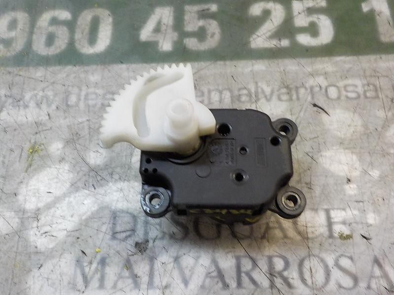 Recambio de motor apertura trampillas climatizador para peugeot 3008 1.6 hdi fap referencia OEM IAM   