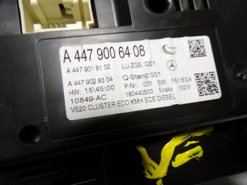 Recambio de cuadro instrumentos para mercedes-benz vito kasten 2.1 cdi cat referencia OEM IAM A4479006408 A4479006408 