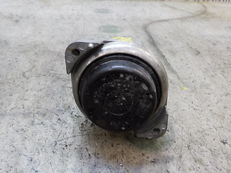 Recambio de soporte motor derecho para bmw serie 3 berlina (e90) 320d referencia OEM IAM 22116768800  