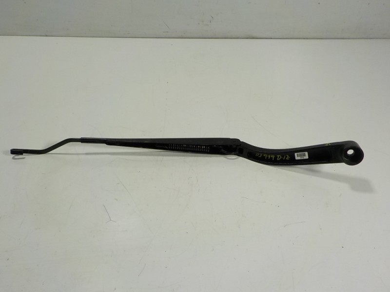 Recambio de brazo limpia delantero izquierdo para hyundai tucson 1.7 crdi cat referencia OEM IAM 98311D7000  