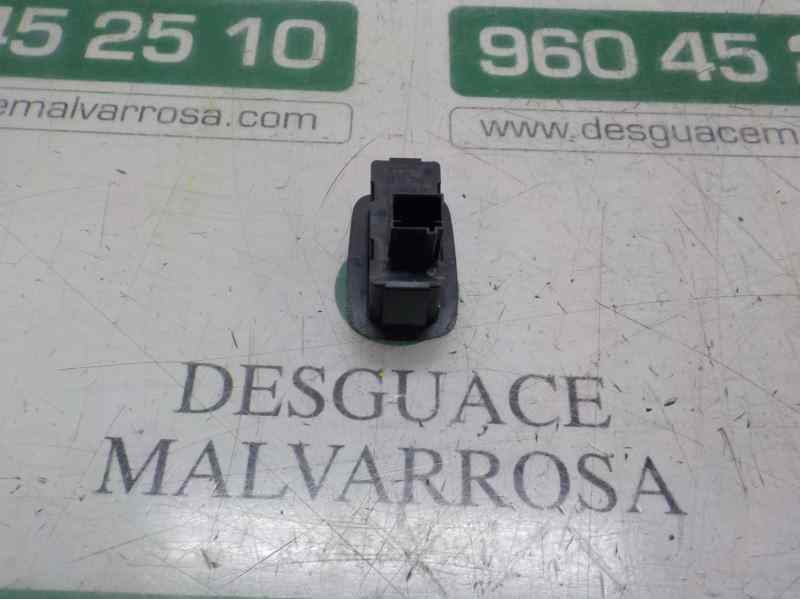 Recambio de mando elevalunas trasero derecho para citroën c4 grand picasso millenium referencia OEM IAM 6554YJ 9639378ZD 