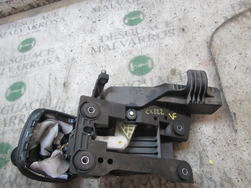 Recambio de palanca cambio para ford transit caja cerrada ´06 2.3 16v cat referencia OEM IAM   
