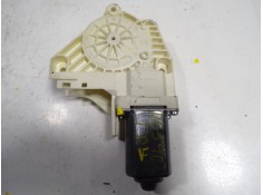 Recambio de motor elevalunas trasero derecho para land rover range rover sport 2.7 td v6 cat referencia OEM IAM CVR000010   2