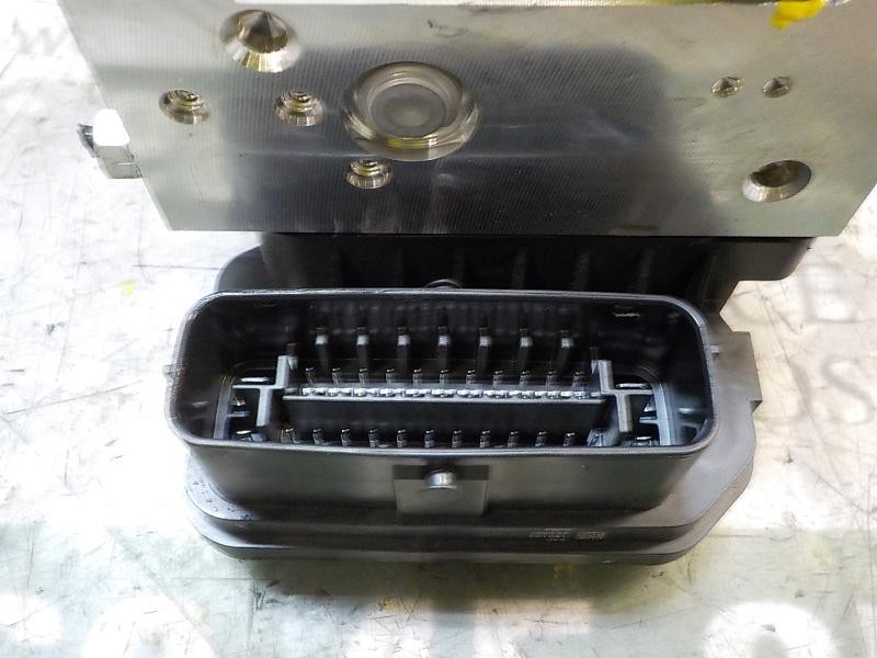 Recambio de abs para toyota rav 4 2.0 d-4d cat referencia OEM IAM 4405042C51  