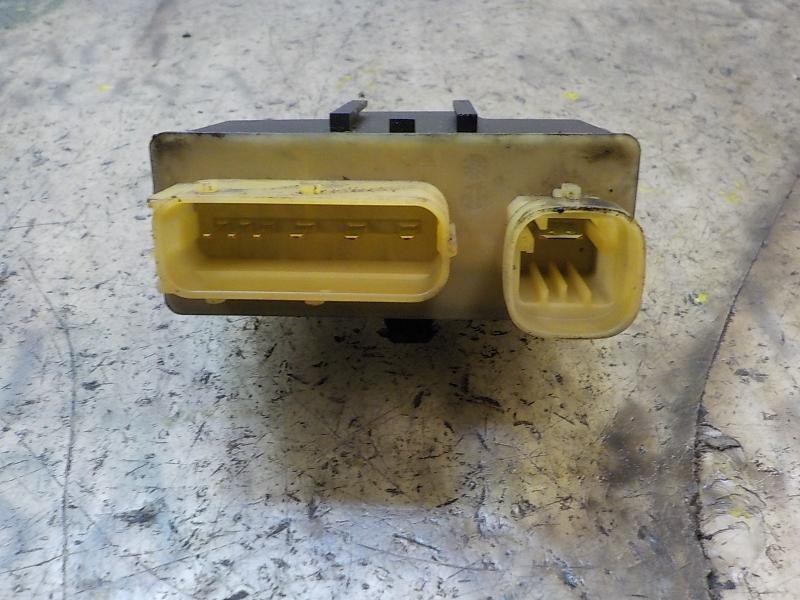 Recambio de caja precalentamiento para citroën c3 1.6 16v hdi referencia OEM IAM 6500EJ  