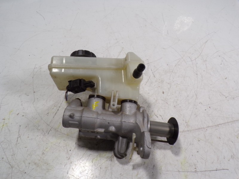 Recambio de bomba freno para volkswagen golf vii sportsvan 1.6 tdi referencia OEM IAM 5Q1614019RREP  