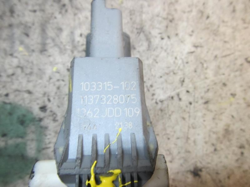 Recambio de motor elevalunas trasero derecho para citroën c5 break 2.0 hdi referencia OEM IAM   