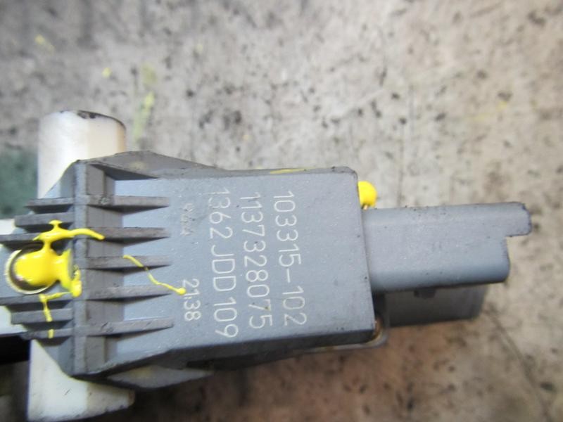 Recambio de motor elevalunas trasero derecho para citroën c5 break 2.0 hdi referencia OEM IAM   