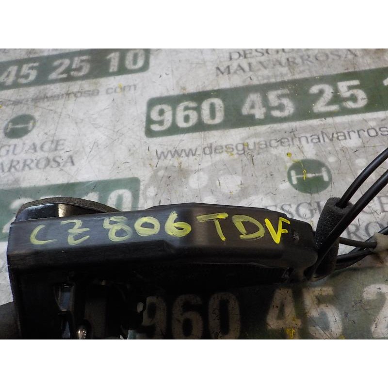 Recambio de cerradura puerta trasera derecha para toyota rav 4 2.0 d-4d cat referencia OEM IAM 6905033120  