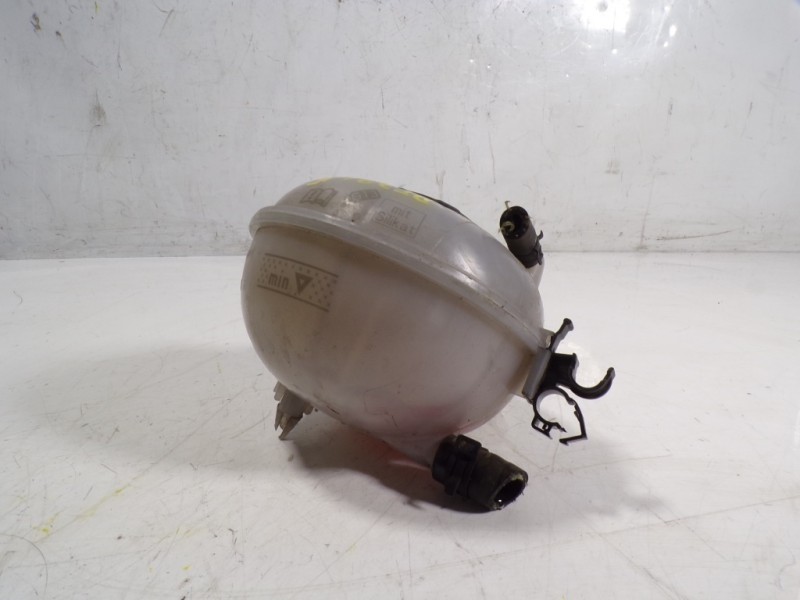 Recambio de deposito expansion para volkswagen golf vii sportsvan 1.6 tdi referencia OEM IAM 5Q0121407T  