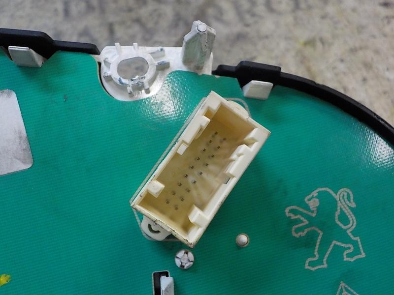 Recambio de cuadro instrumentos para citroën c3 1.6 16v hdi referencia OEM IAM 96668806XT  