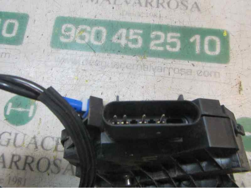 Recambio de cerradura puerta delantera derecha para ford fiesta (cb1) sport referencia OEM IAM   