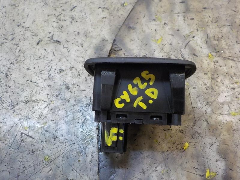 Recambio de mando elevalunas trasero derecho para citroën c3 1.6 16v hdi referencia OEM IAM 6490CJ  