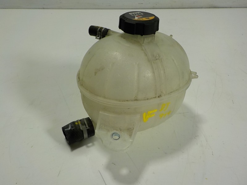 Recambio de deposito expansion para hyundai tucson 1.7 crdi cat referencia OEM IAM 25431D3500  