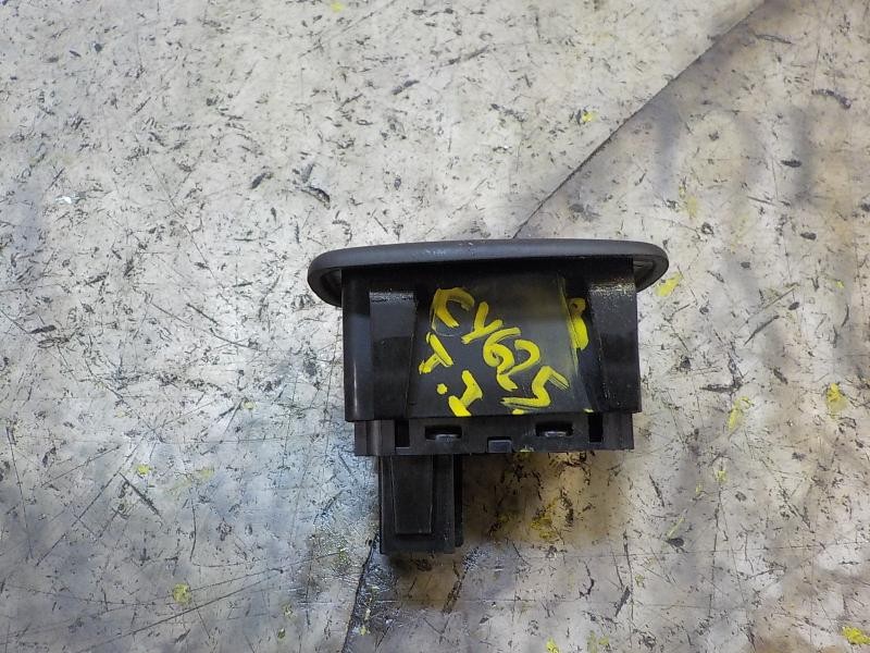 Recambio de mando elevalunas trasero izquierdo para citroën c3 1.6 16v hdi referencia OEM IAM 6490CJ  