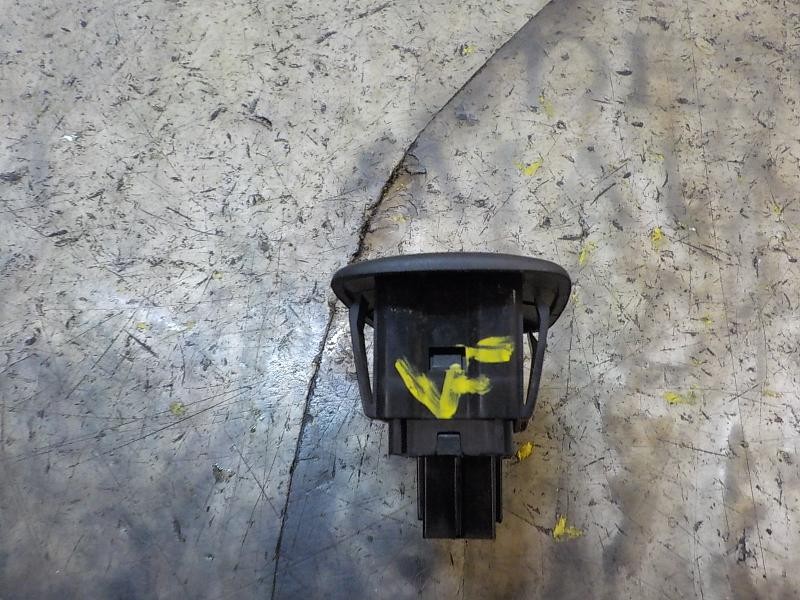 Recambio de mando elevalunas trasero izquierdo para citroën c3 1.6 16v hdi referencia OEM IAM 6490CJ  