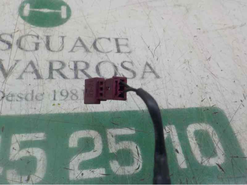 Recambio de parasol derecho para bmw serie 1 berlina (e81/e87) 118d referencia OEM IAM 51167252506  