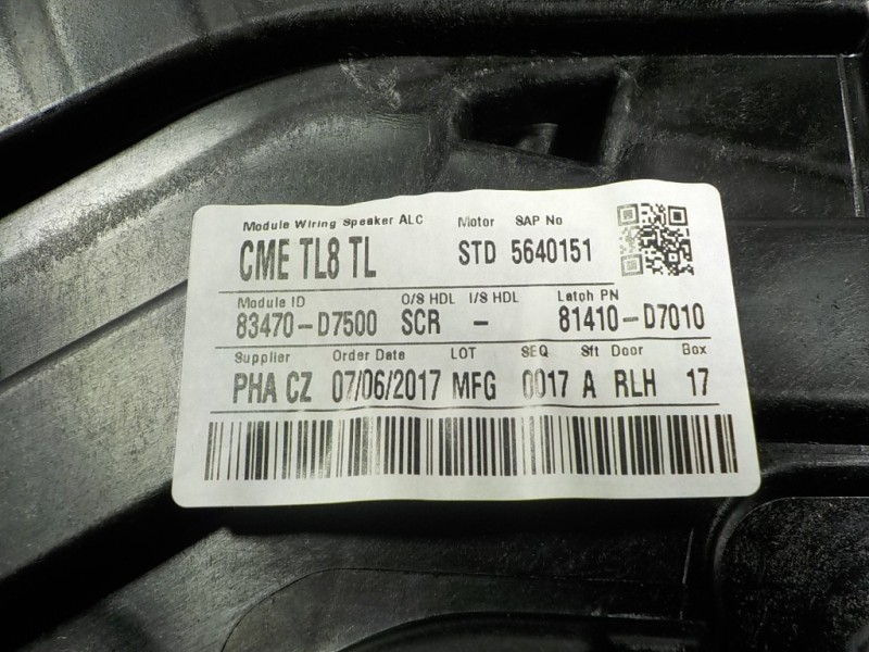 Recambio de elevalunas trasero izquierdo para hyundai tucson 1.7 crdi cat referencia OEM IAM 83471D7000 83470D7500 81410D7010