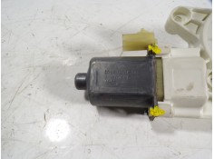 Recambio de motor elevalunas trasero derecho para lancia voyager (404) 2.8 16v crd cat referencia OEM IAM K68030660AA 3018076D 3 2