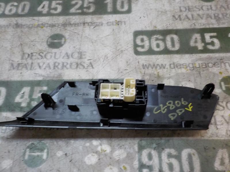 Recambio de mando elevalunas delantero derecho para toyota rav 4 2.0 d-4d cat referencia OEM IAM 8481052030  