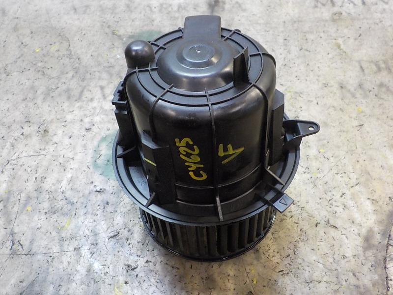 Recambio de motor calefaccion para citroën c3 1.6 16v hdi referencia OEM IAM 6441CS  